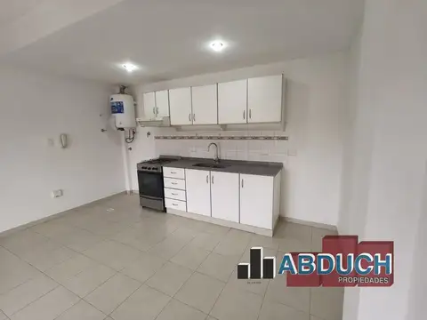 FRANCISCO HUE 3000, Piso 1