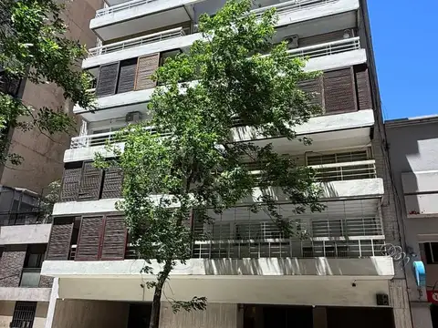Departamento de 2 ambientes en venta en Retiro