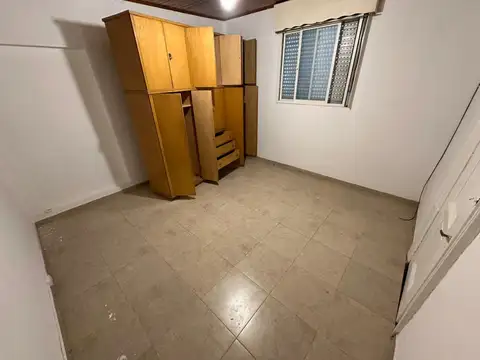 Alquiler de PH dos ambientes en Wilde Centro