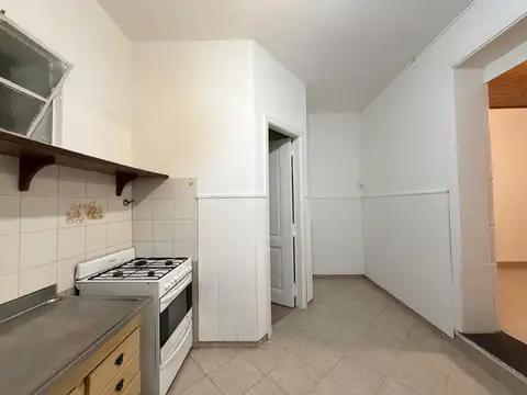 Estanislao San Zeballos 6100, Piso PB