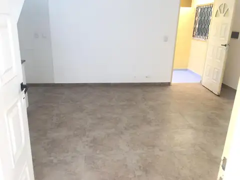 Depto Tipo Casa en Venta 35 años