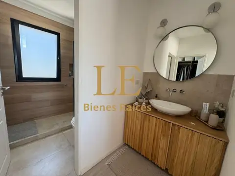 Casa en Venta al Noreste