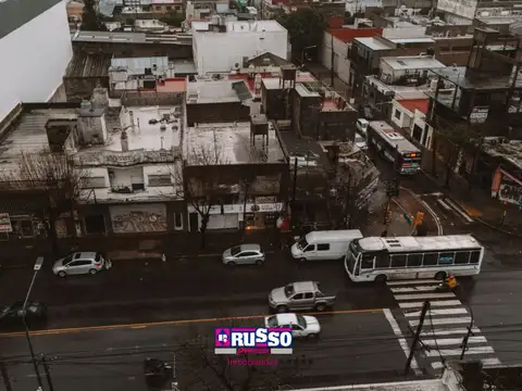 Locales en Venta 268m² Cubiertos - Lomas del Mirador