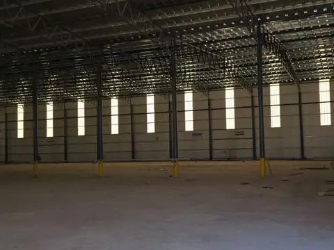 Galpon en Alquiler 1 año