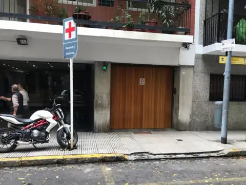 Laprida 1200 Recoleta Cochera U$18.000