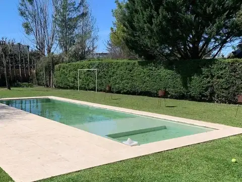 Casa en Alquiler en El Zorzal, USD 1.900