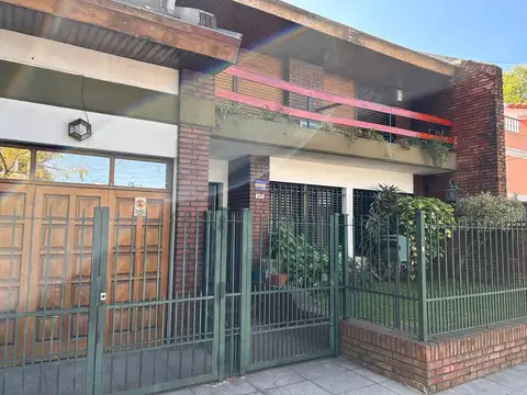GUEMES  al 2300