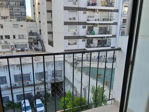 Departamento en Alquiler en Caballito Sur, $ 900.000