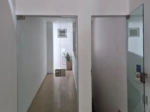 cochera centrica en venta