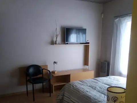 Casa en Alquiler Temporal con 2 cocheras