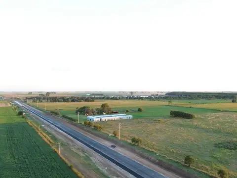 Se venden 3 Has s/pavimento circunvalación V. T.