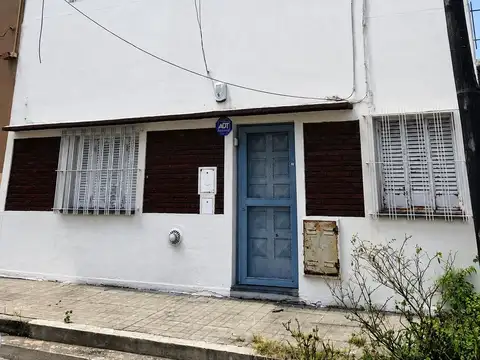 Oportunidad! Linda casa de 2 dormitorios.
