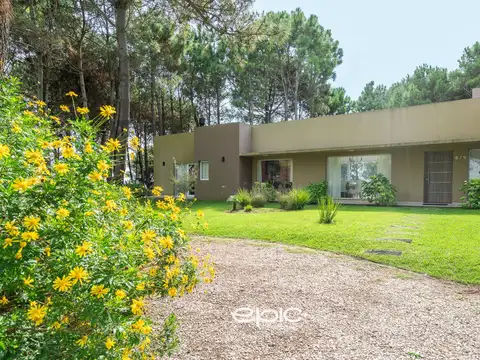 Casa en venta en La Herradura Pinamar
