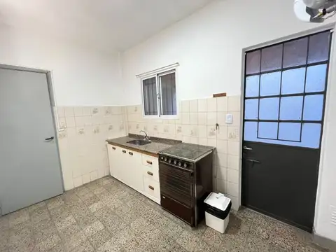 Depto Tipo Casa en Alquiler al Este