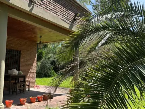 Casa 3 ambientes con 2 baños