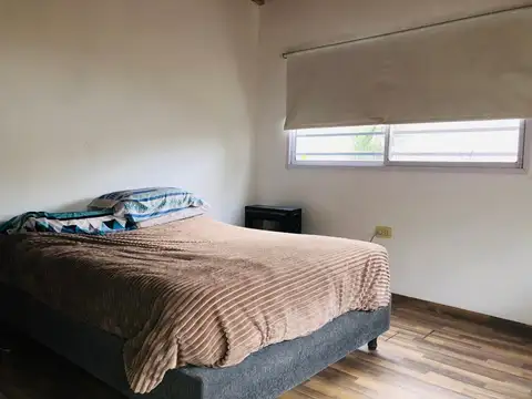 CASA EN VENTA LA PLATA 3 DORMITORIOS