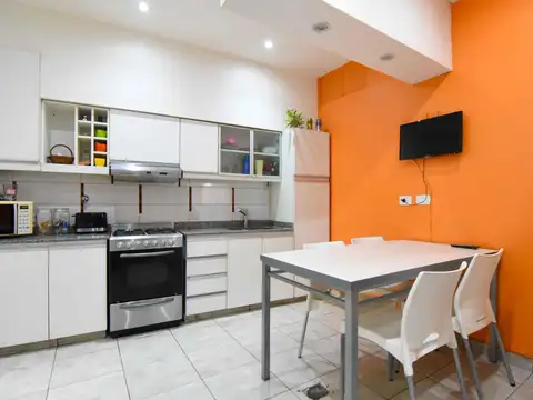 Depto Tipo Casa 4 ambientes con 3 baños