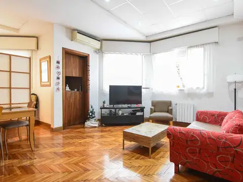 Depto Tipo Casa 4 ambientes con 3 baños