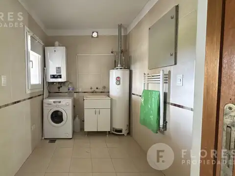Casa en Alquiler en La Lomada De Pilar, USD 2.900