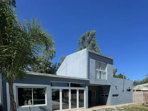 Casa en Alquiler de 3 dormitorios