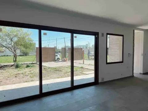 Casa en Venta en Manuel B Gonnet, USD 159.000