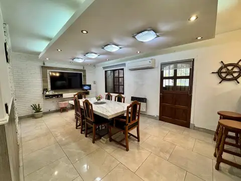 Casa en Venta en Benavidez, USD 197.000