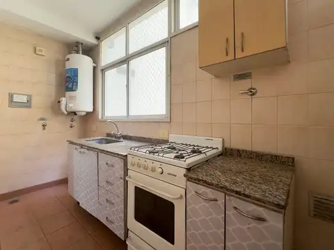 ALMAGRO VENTA 1 AMB AMPLIO AL FRENTE EN PISO ALTO