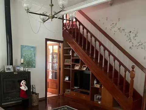 EXCEPCIONAL CHALET EN VENTA. TEMPERLEY