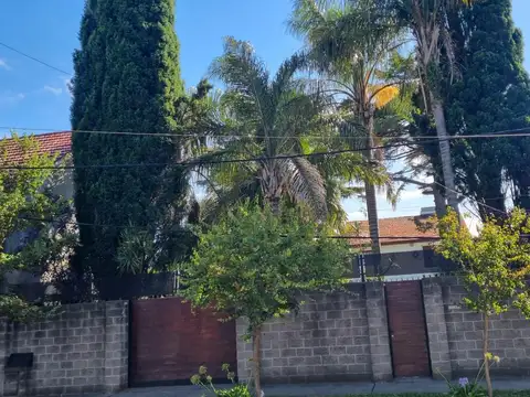 Excelente chalet de 4 ambientes en excelente zona!