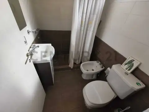 CASA | 2 AMBIENTES | GALERÍA | APTO CRÉDITO | ROLDAN