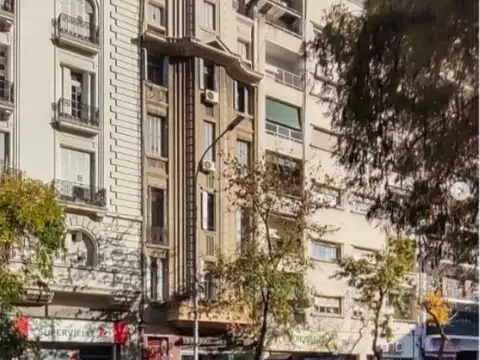 Av Rivadavia 2300 CABA