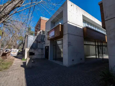 Oficina en Alquiler en City Bell, $ 1.400.000