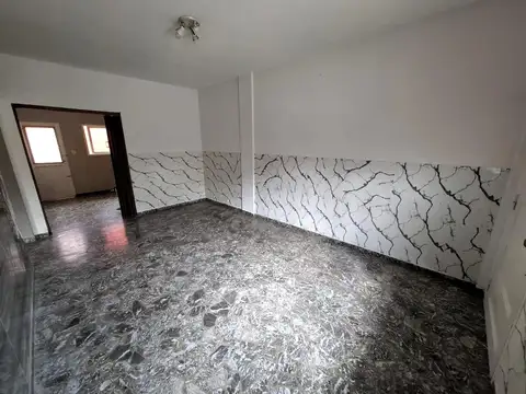 Depto Tipo Casa en Alquiler con 1 cocheras
