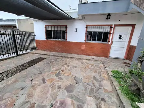 Depto Tipo Casa en Alquiler en Ciudad Madero, $ 780.000