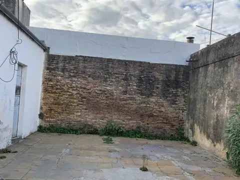 Casa barrio Sargento Cabral (gran potencial)
