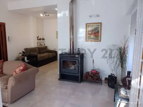 los robles 1000, Piso 0