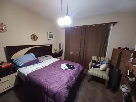 Casa en Venta con 5 cocheras