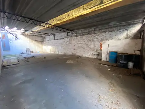 Galpon en Venta 19  mts Fondo