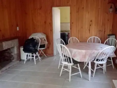 Casa 3 ambientes con 1 baño