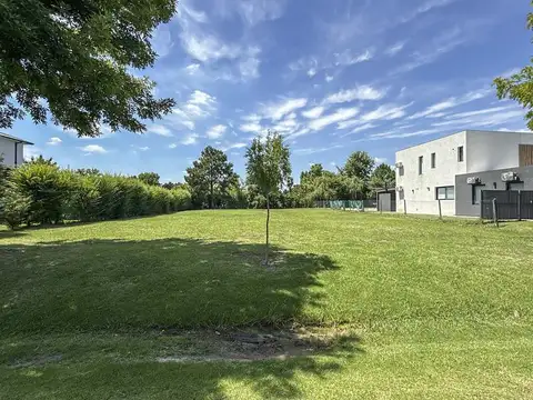 Pilar del Este, Los Jazmines