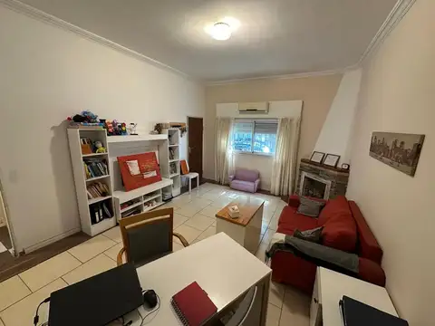 Casa en Planta Baja con Patio y Terraza en Munro