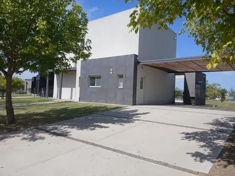 Casa en Venta en El Cantón - Barrio Golf, USD 259.000