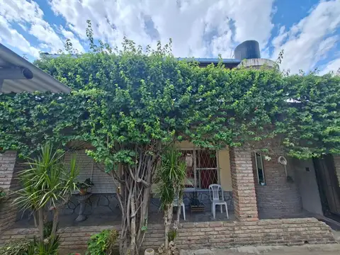 Casa en venta en Villa Gobernador Galvez