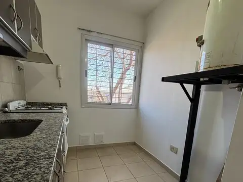 Departamento 4 ambientes con 1 baño