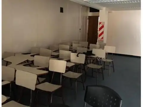 Oficina en Venta 40 años