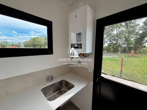 Casa en Venta con 4 cocheras