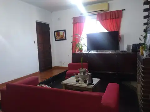 Venta de 2 Casas Multifamiliar en Pilar M. Alberti