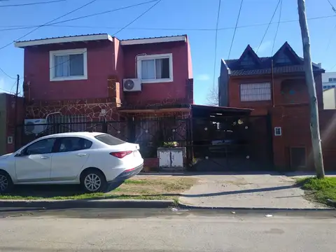 Venta de 2 Casas Multifamiliar en Pilar M. Alberti