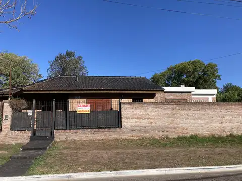 Casa en Alquiler en Parque Belén