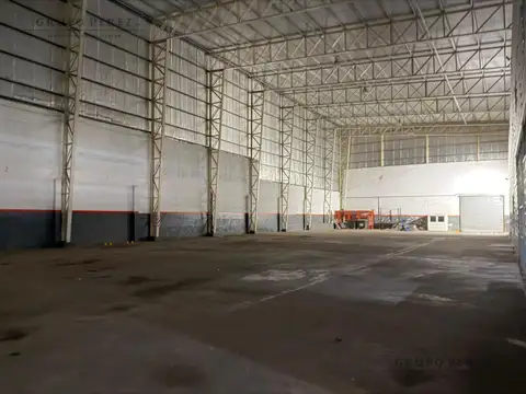 Depósito - Galpón de 2680 m2. en Nueva Pompeya   - ALQUILER